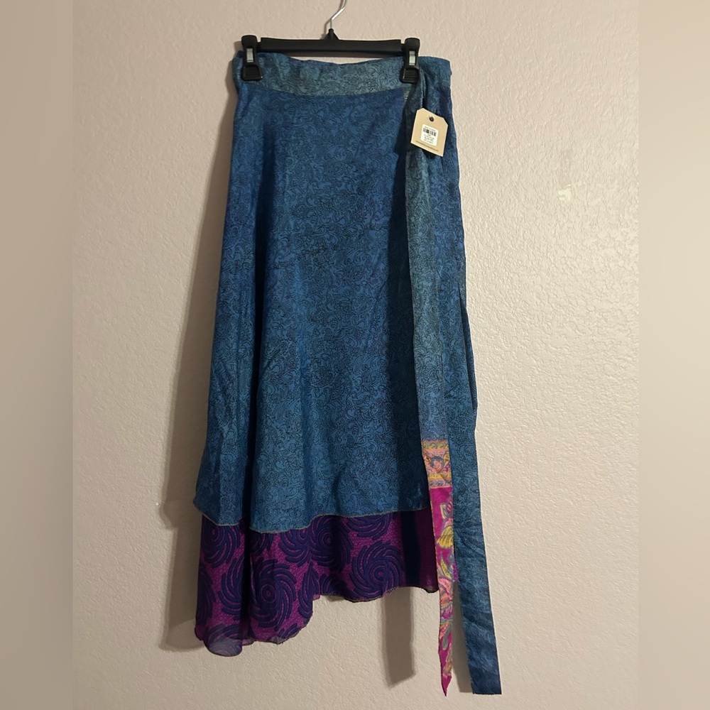 NWT Silk wrap skirt